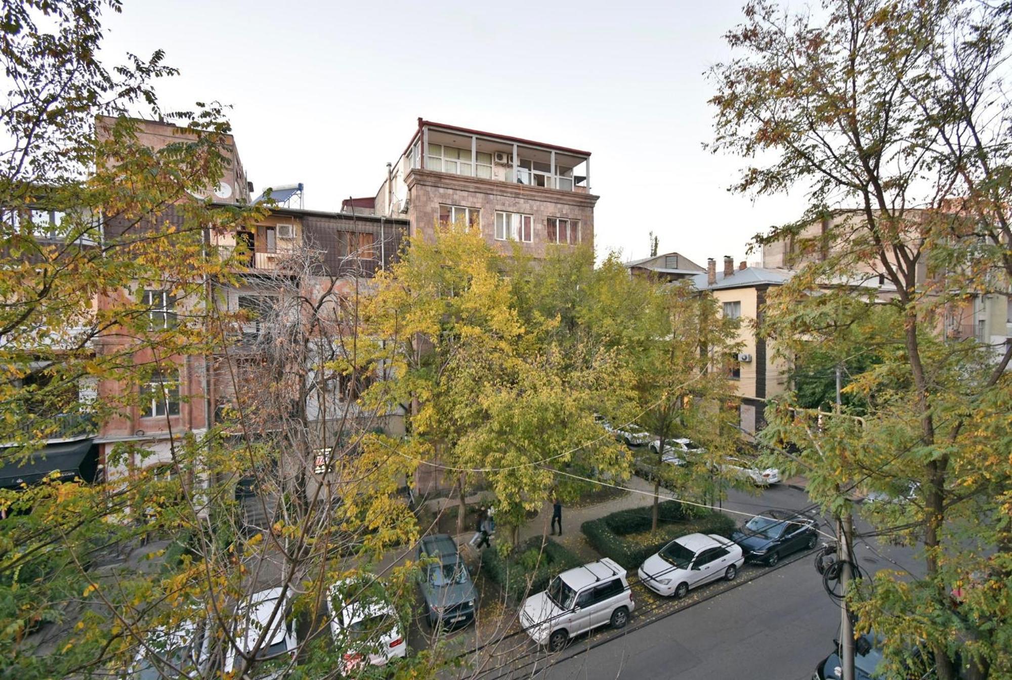 Hotel Costa Erevan Esterno foto