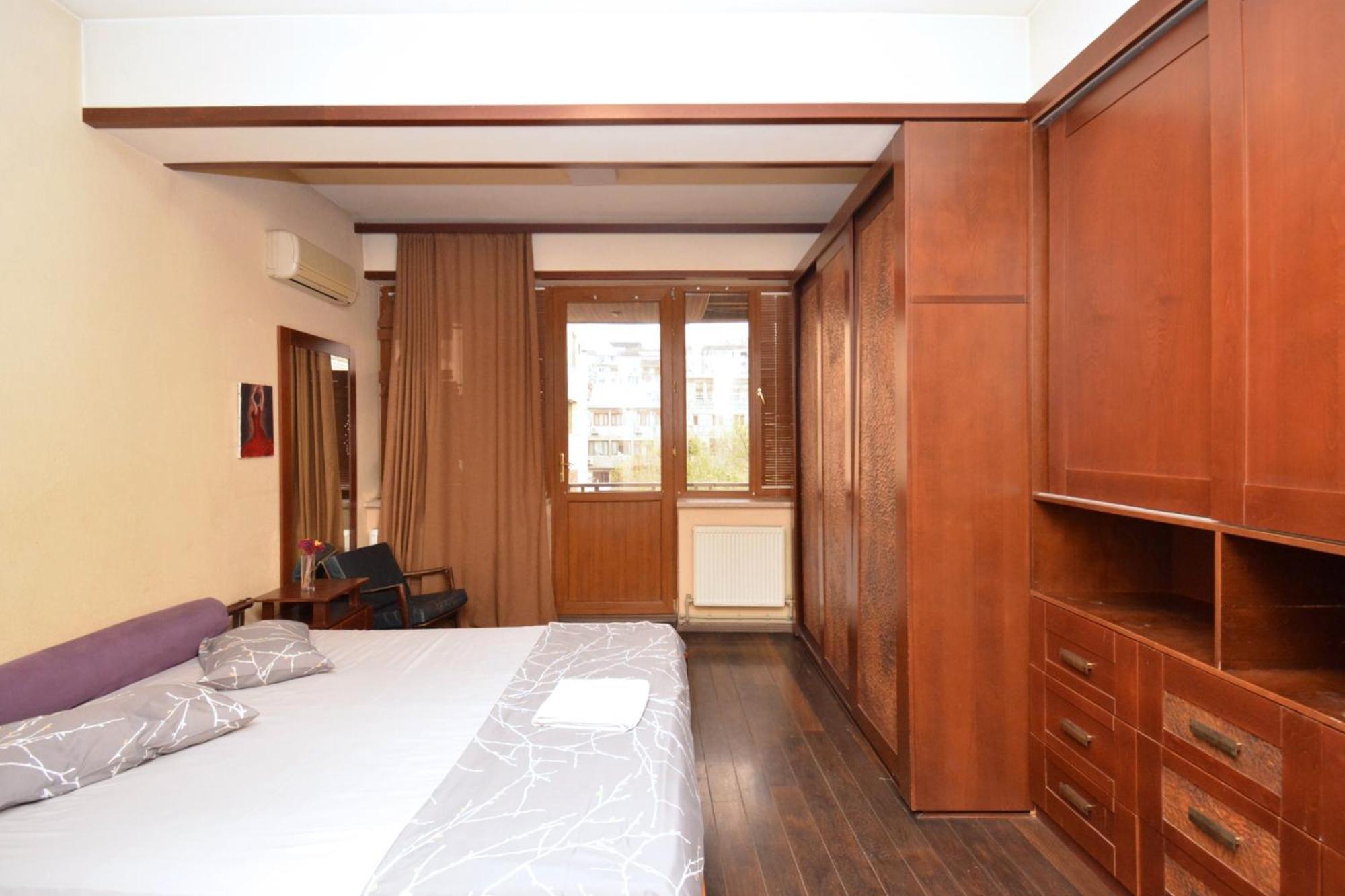 Hotel Costa Erevan Esterno foto