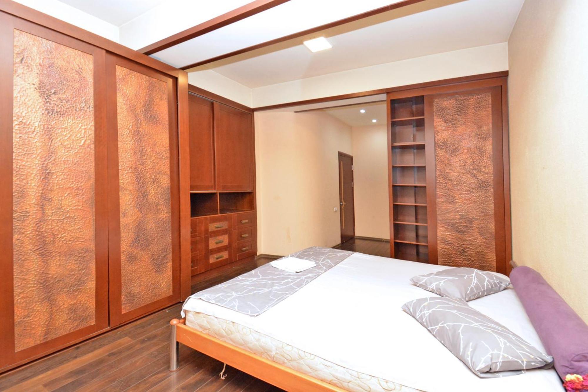 Hotel Costa Erevan Esterno foto